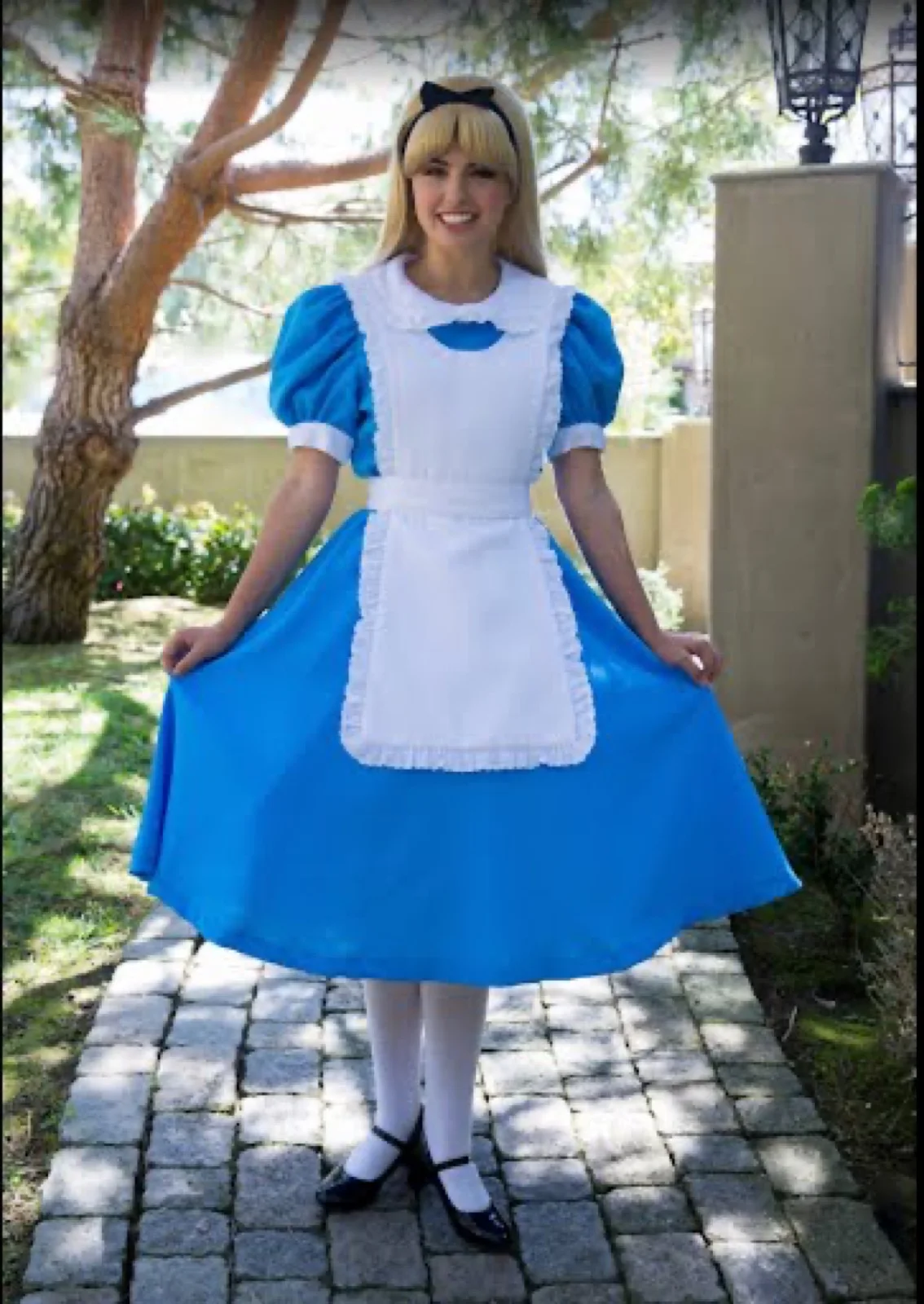 Wonderland Girl party character in Wilmington