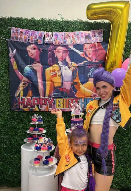 K-Pop Huntress party character in Wilmington